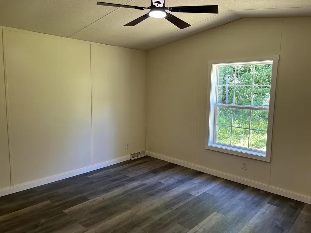1535 Bangor Road Clinton ME 04927