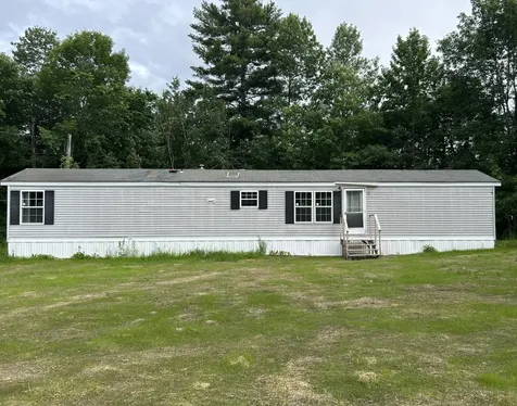 1535 Bangor Road Clinton ME 04927