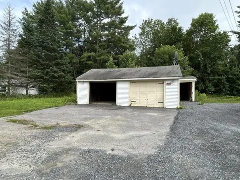 1535 Bangor Road Clinton ME 04927