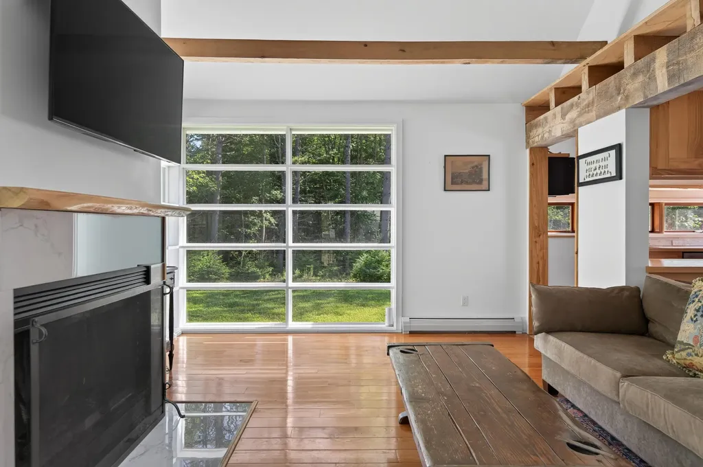 11 Ledgewood Drive Brunswick ME 04011