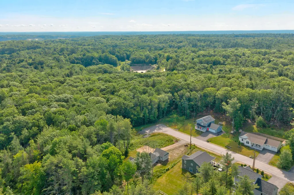 11 Ledgewood Drive Brunswick ME 04011