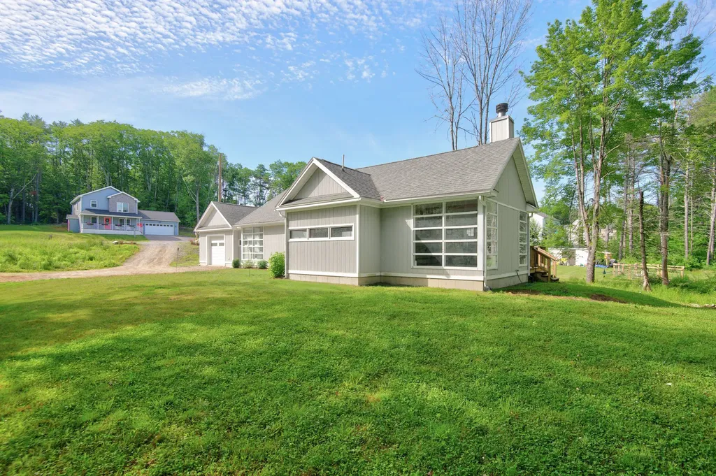 11 Ledgewood Drive Brunswick ME 04011