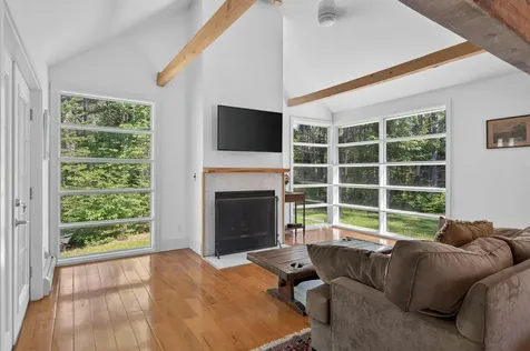 11 Ledgewood Drive Brunswick ME 04011
