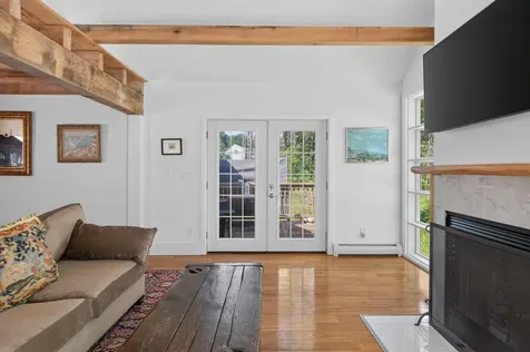 11 Ledgewood Drive Brunswick ME 04011