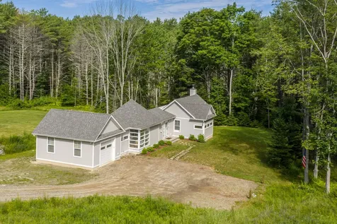 11 Ledgewood Drive Brunswick ME 04011