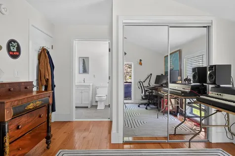 11 Ledgewood Drive Brunswick ME 04011