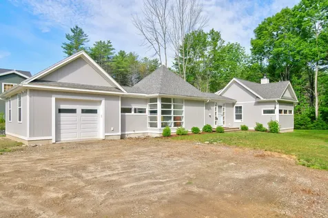 11 Ledgewood Drive Brunswick ME 04011