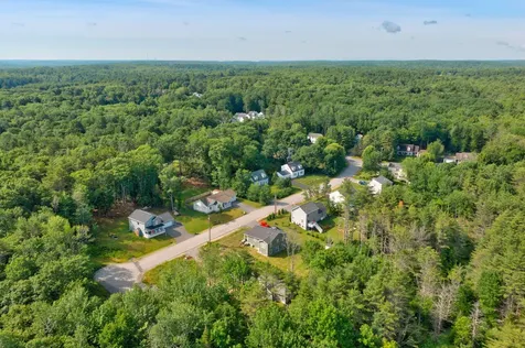 11 Ledgewood Drive Brunswick ME 04011