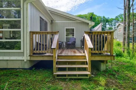 11 Ledgewood Drive Brunswick ME 04011