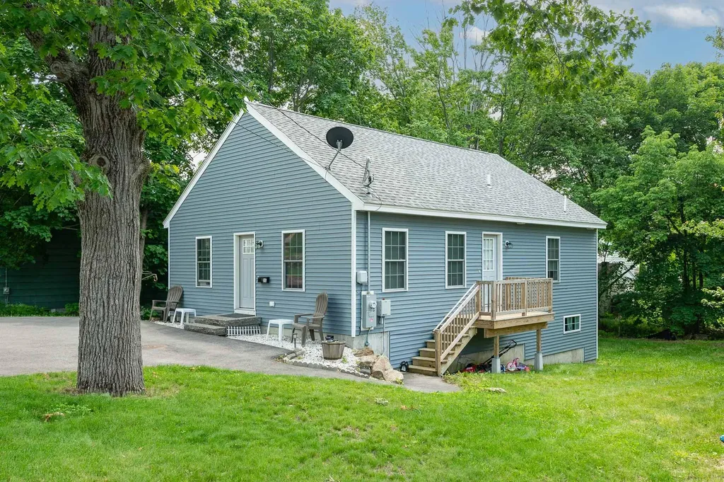 21 Bateman Street Sanford ME 04073