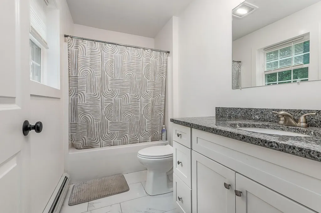 21 Bateman Street Sanford ME 04073