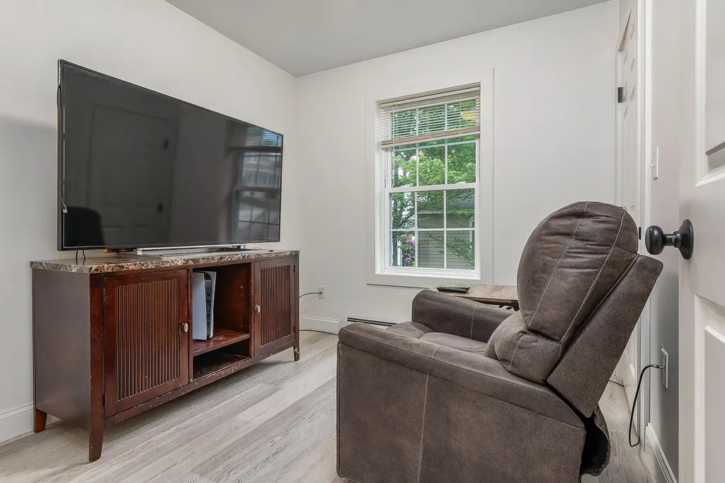 21 Bateman Street Sanford ME 04073