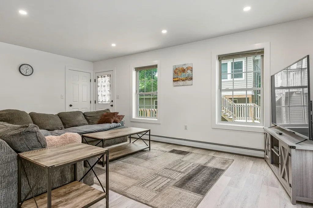 21 Bateman Street Sanford ME 04073
