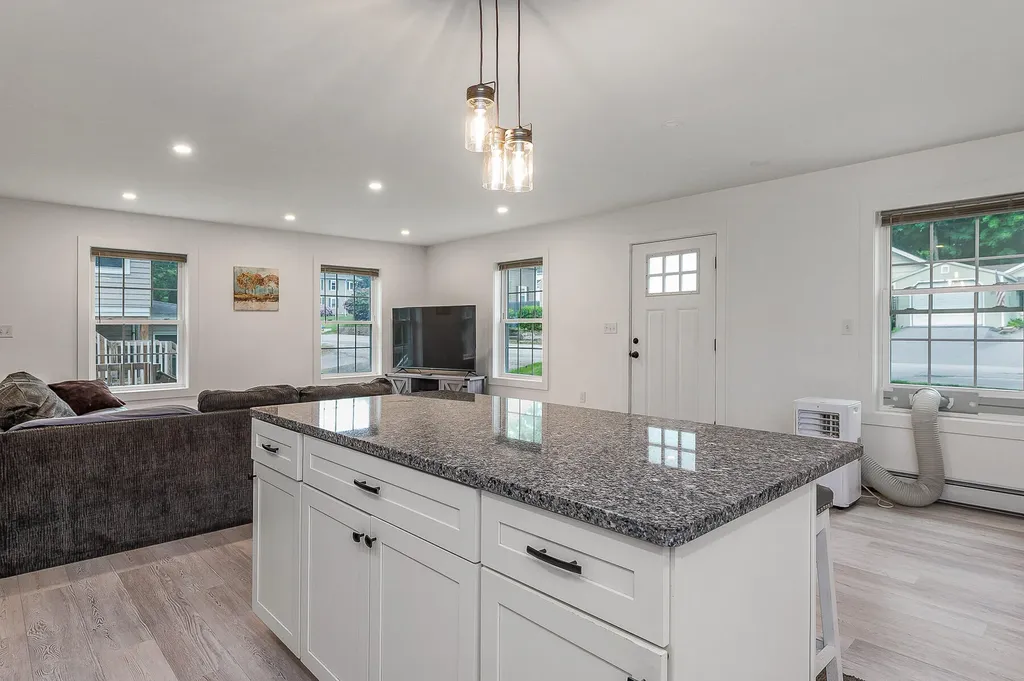 21 Bateman Street Sanford ME 04073
