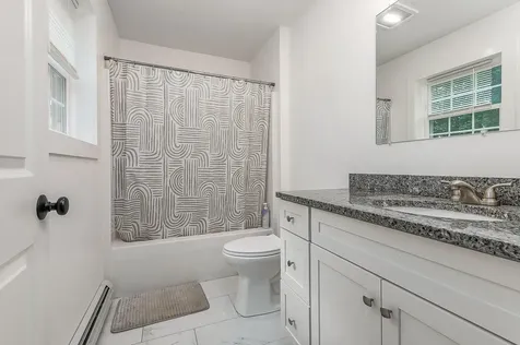 21 Bateman Street Sanford ME 04073