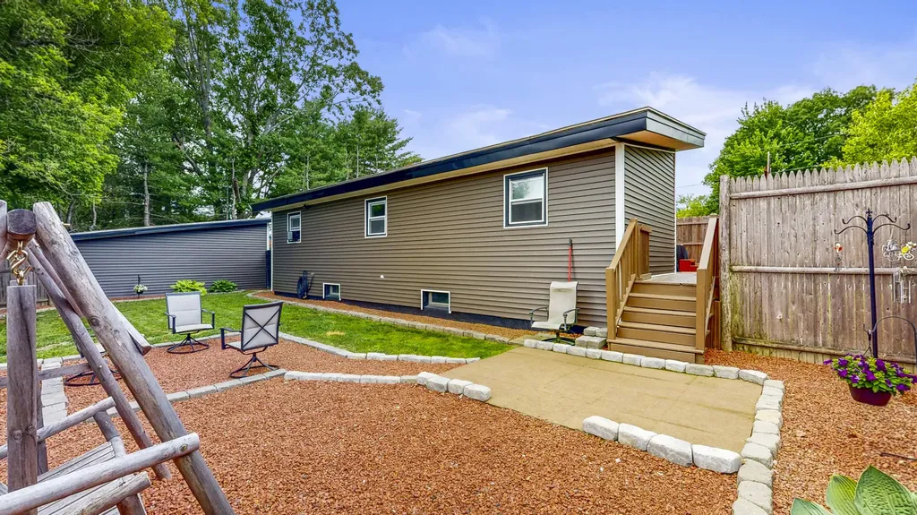 26 Columbia Street Lewiston ME 04240