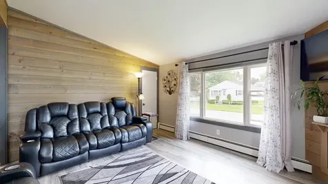 26 Columbia Street Lewiston ME 04240