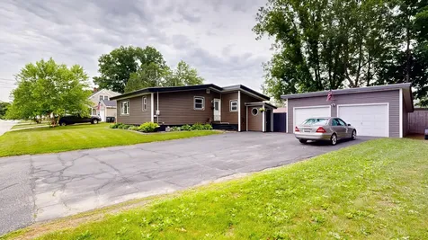 26 Columbia Street Lewiston ME 04240