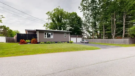 26 Columbia Street Lewiston ME 04240