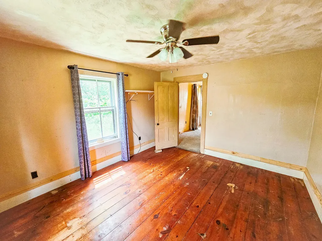 42 Zions Hill Road Chesterville ME 04938