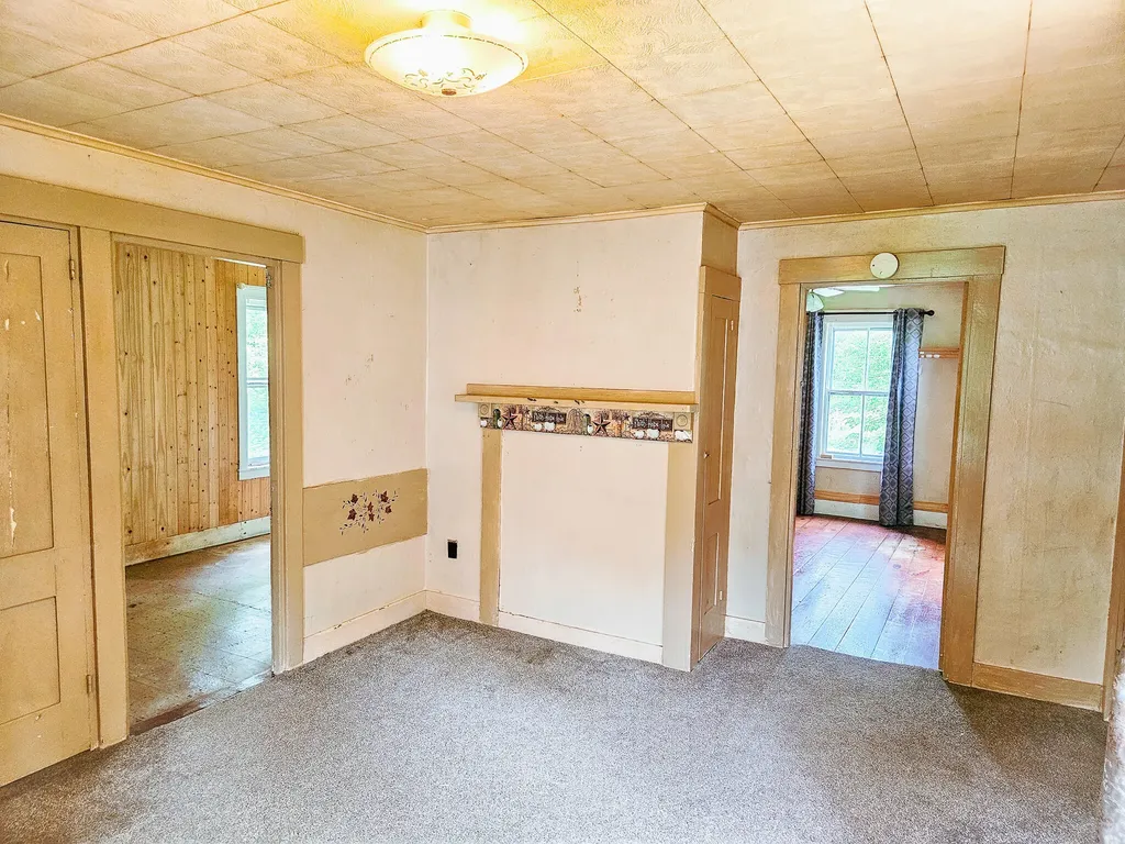 42 Zions Hill Road Chesterville ME 04938