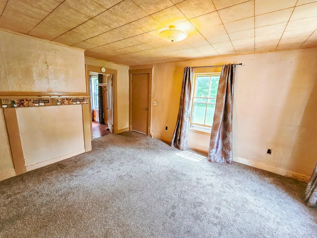42 Zions Hill Road Chesterville ME 04938