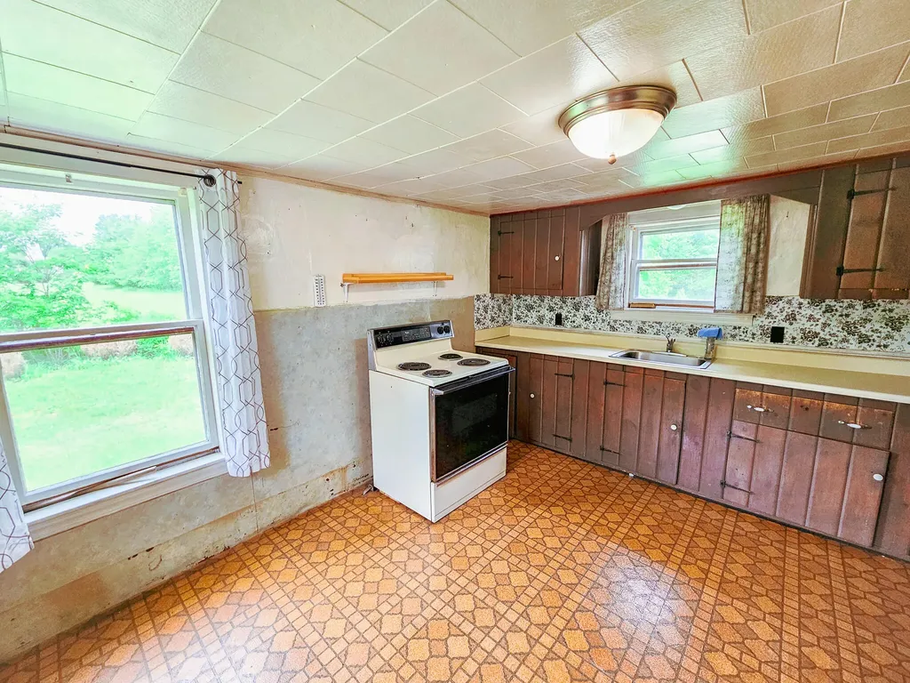 42 Zions Hill Road Chesterville ME 04938