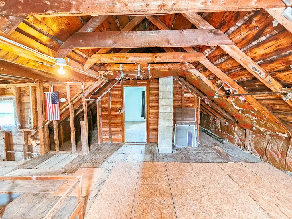 42 Zions Hill Road Chesterville ME 04938