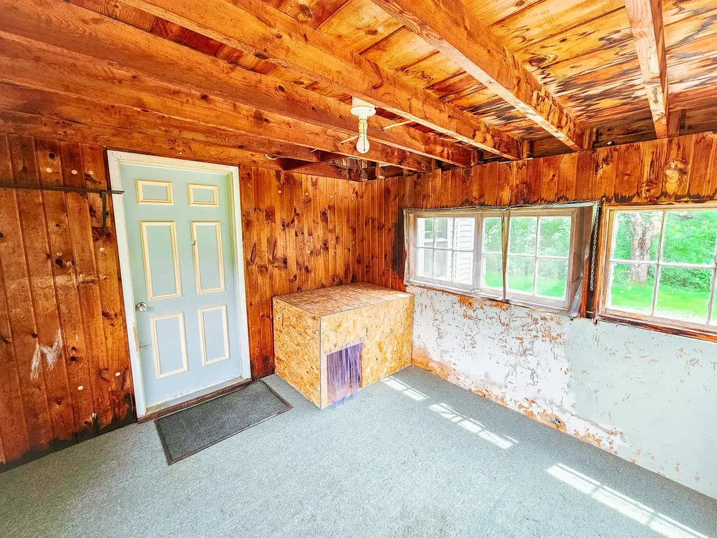 42 Zions Hill Road Chesterville ME 04938