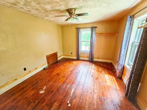 42 Zions Hill Road Chesterville ME 04938