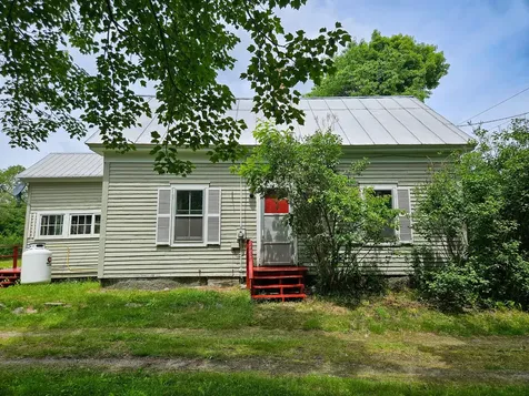42 Zions Hill Road Chesterville ME 04938