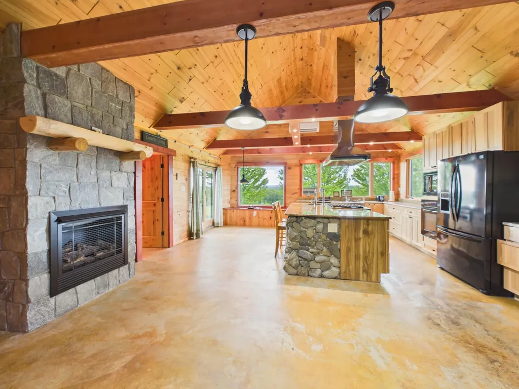 207 Forest Avenue Easton ME 04740