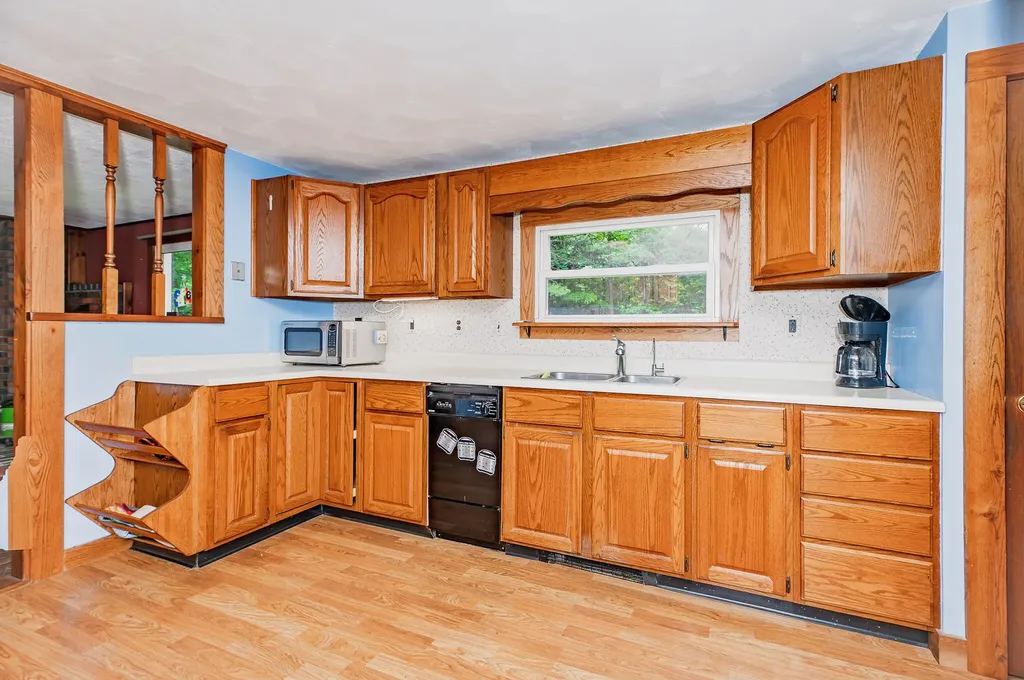 1574 Roxbury Road Roxbury ME 04275