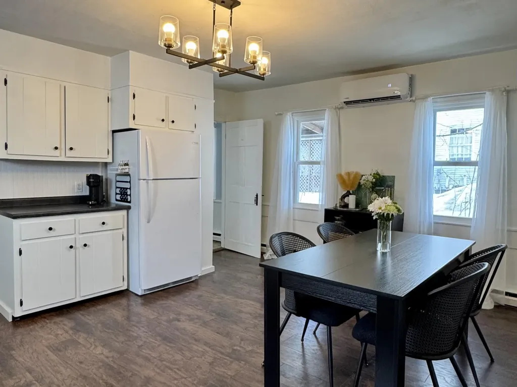 5 Ossipee Trail E Standish ME 04084