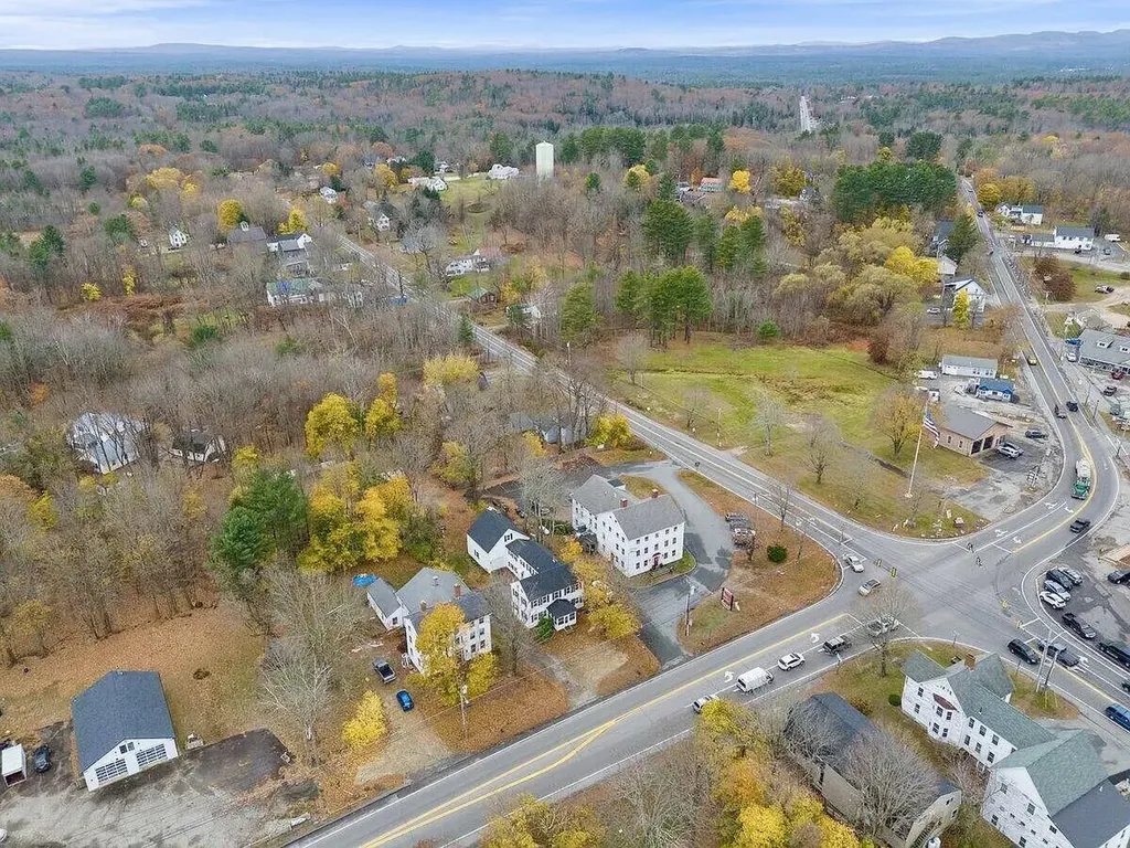 5 Ossipee Trail E Standish ME 04084