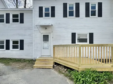 5 Ossipee Trail E Standish ME 04084