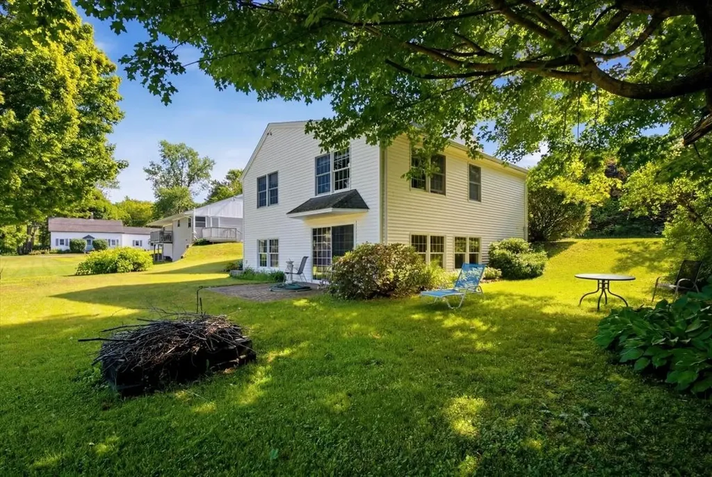 7 Middle Street Randolph ME 04346