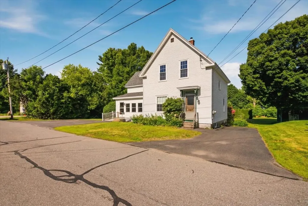 7 Middle Street Randolph ME 04346