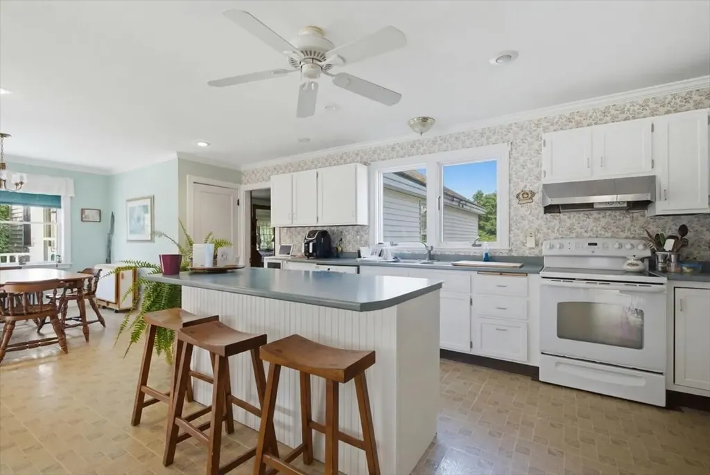 7 Middle Street Randolph ME 04346