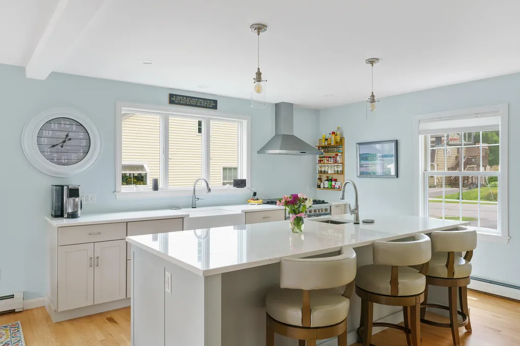 211 Oak Street Bath ME 04530