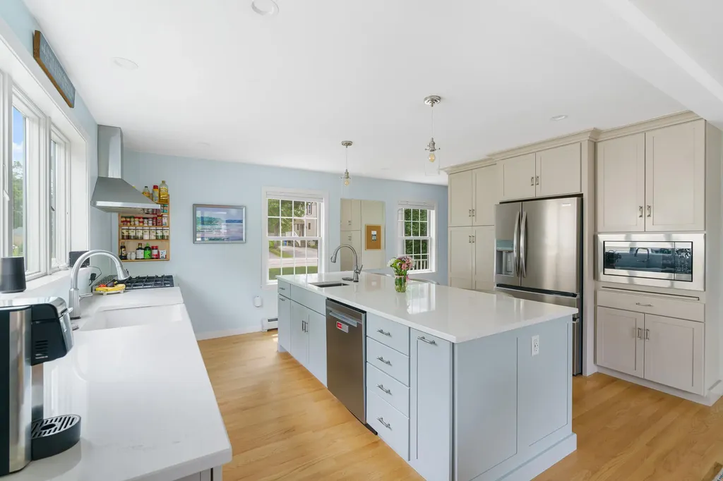 211 Oak Street Bath ME 04530