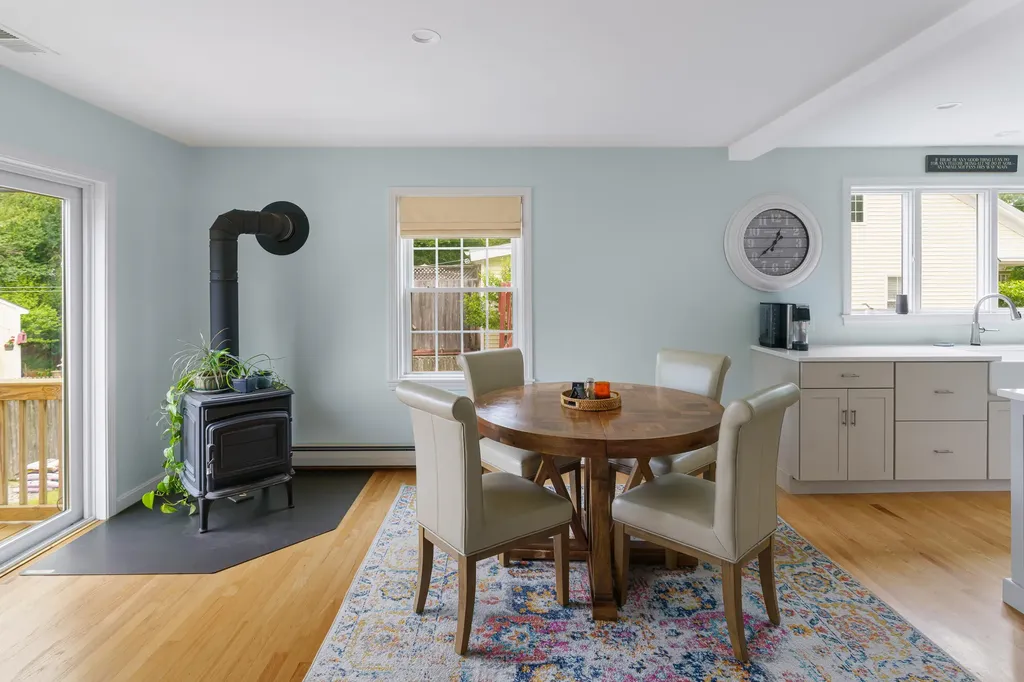 211 Oak Street Bath ME 04530