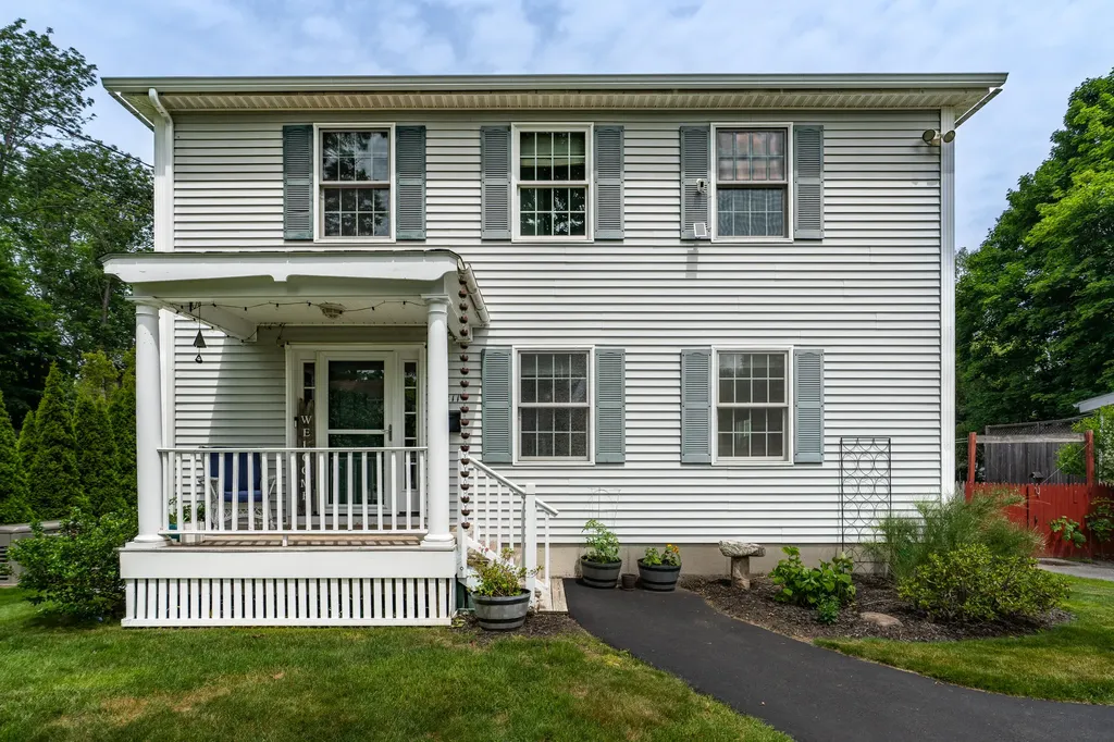 211 Oak Street Bath ME 04530