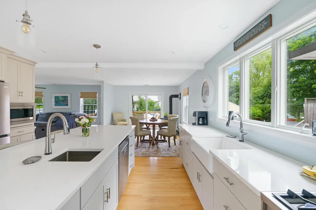 211 Oak Street Bath ME 04530