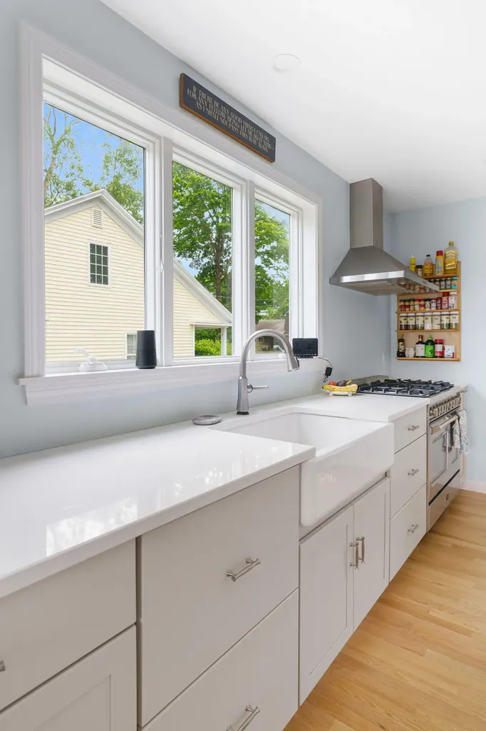 211 Oak Street Bath ME 04530