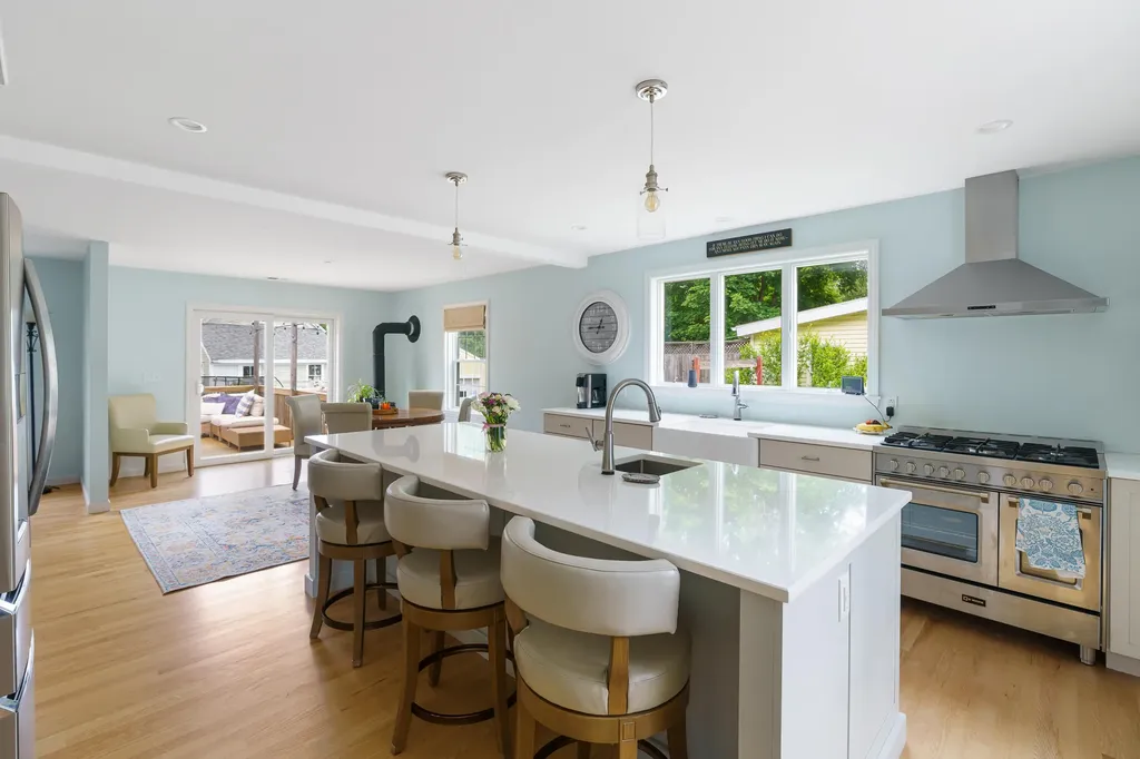 211 Oak Street Bath ME 04530