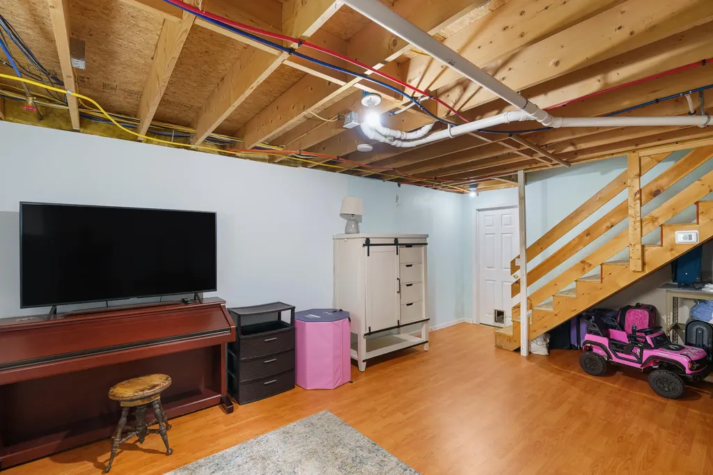 211 Oak Street Bath ME 04530