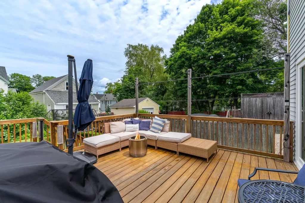 211 Oak Street Bath ME 04530