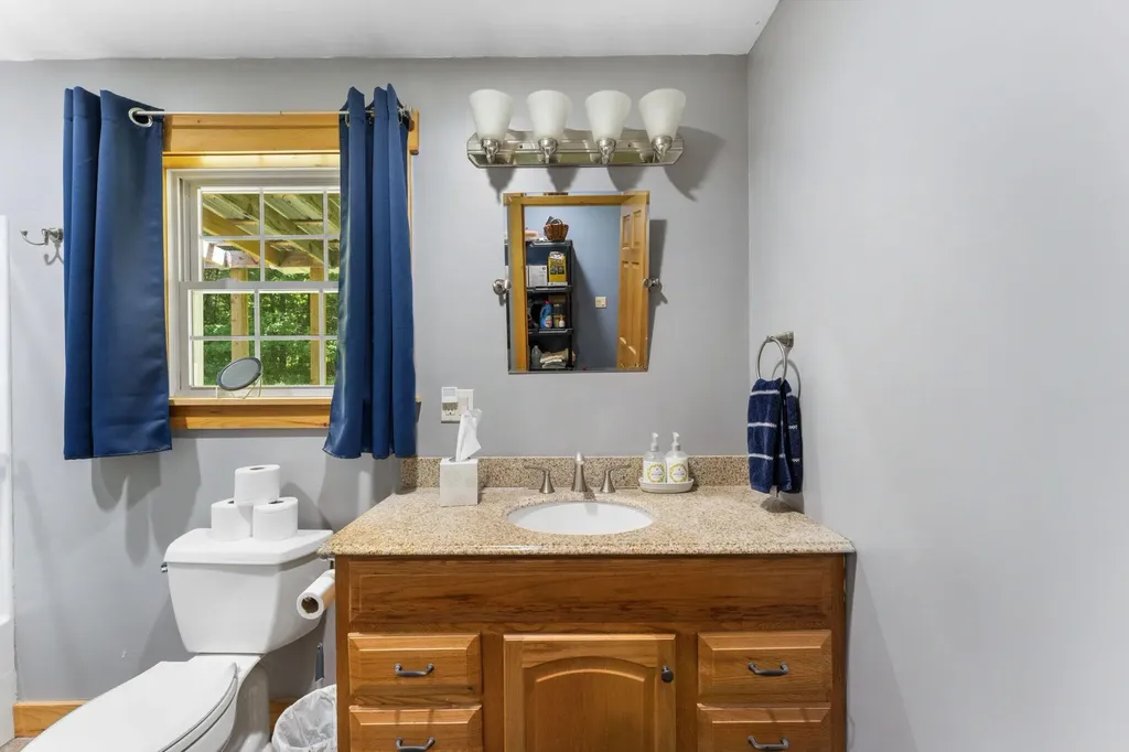58 Shady Lane Newport ME 04953