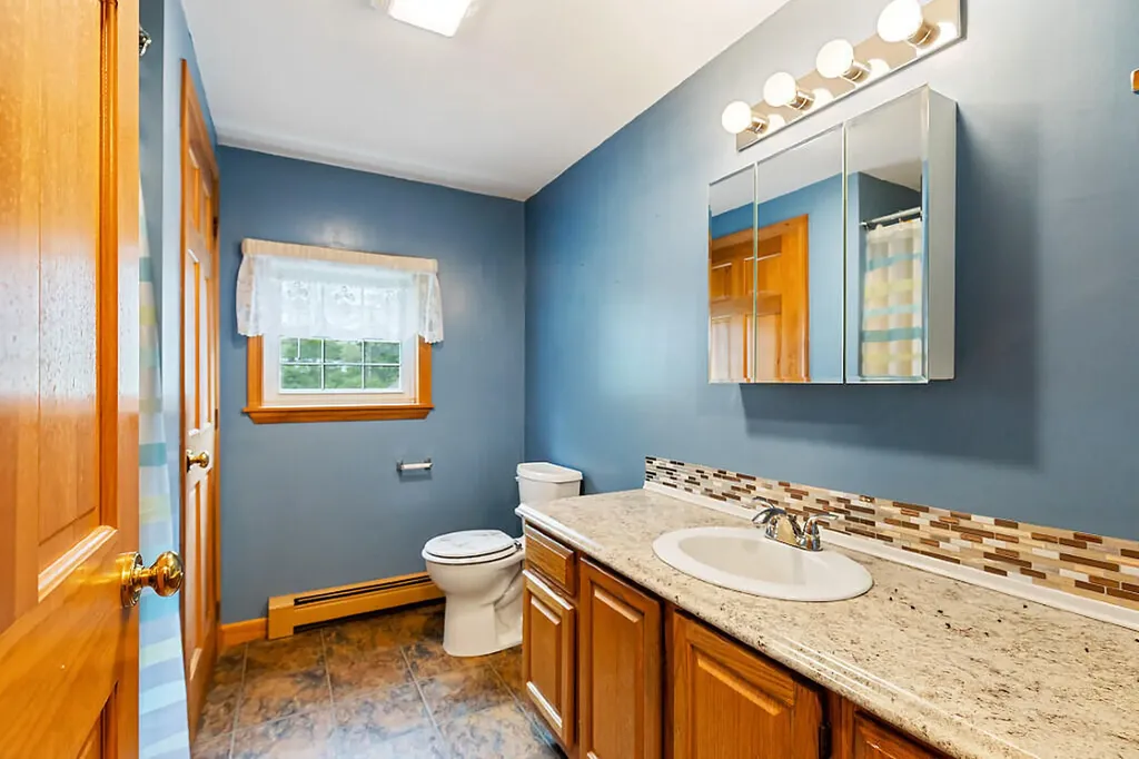 1050 Main Street Palmyra ME 04965